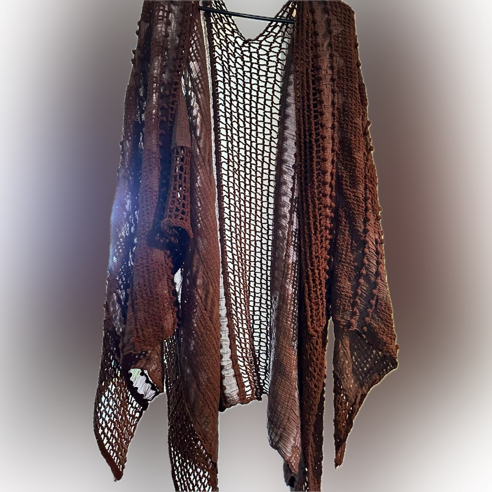 NWT brown Shyanne shawl